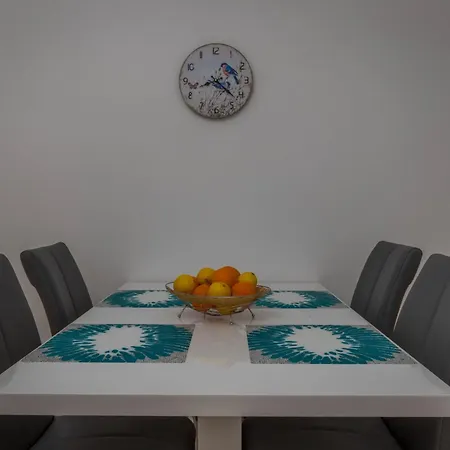 Polina Apartmani Klenovica Exterior photo