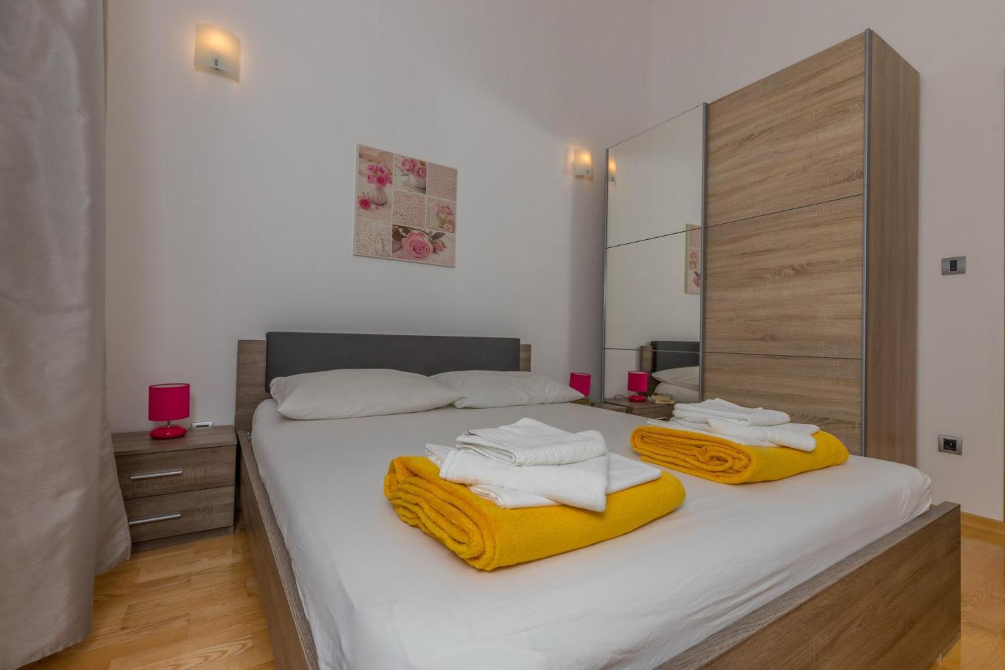 Polina Apartment *